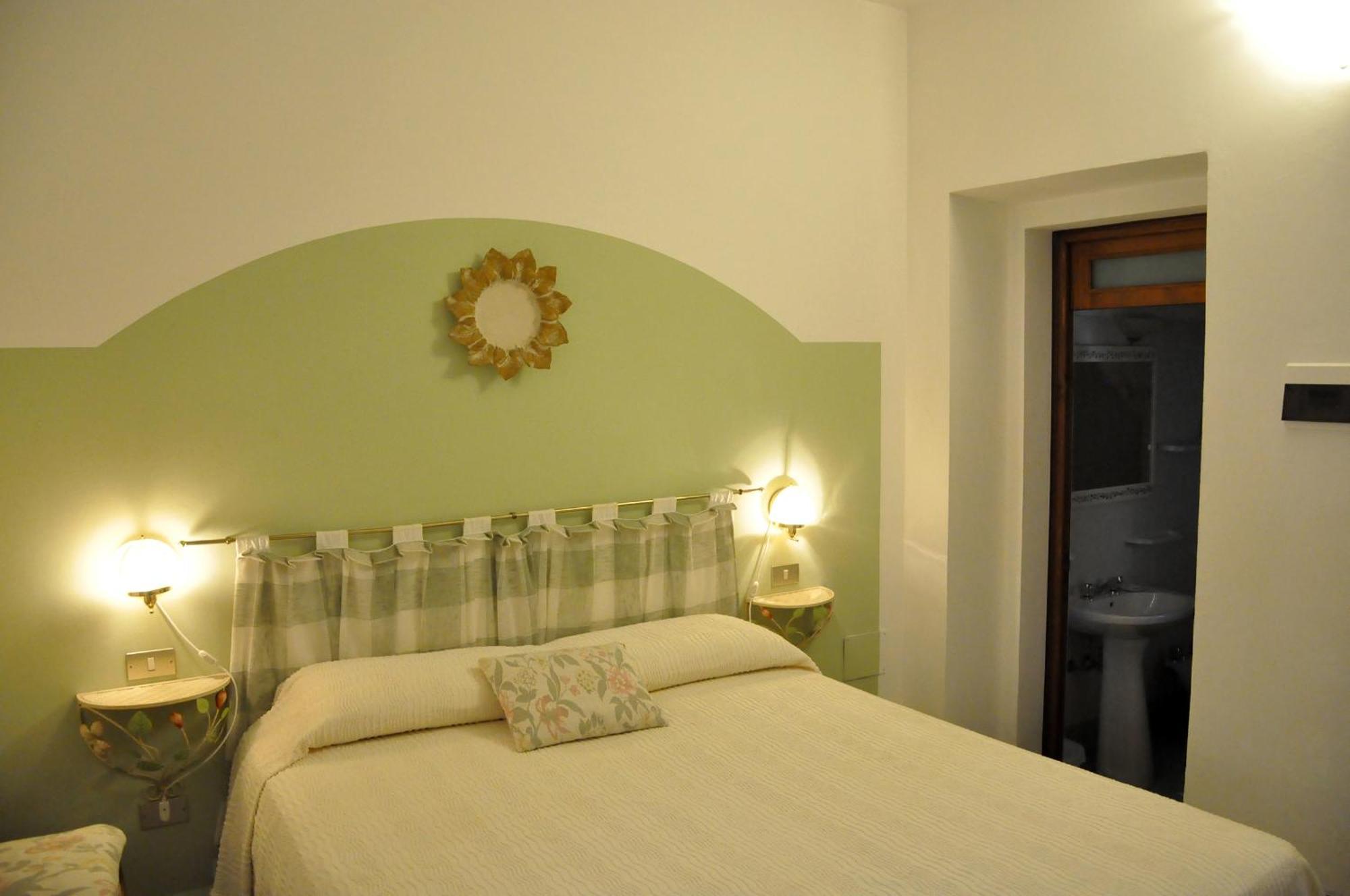 Villa Agriturismo La Campana Montefiore dellʼAso Zimmer foto